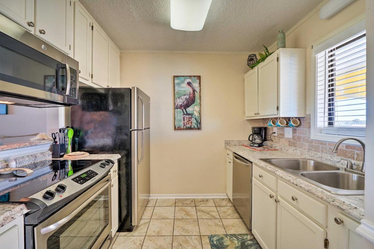 Apartamento Breezy Beach Retreat With 180-Degree Ocean Views! Carolina Beach Exterior foto