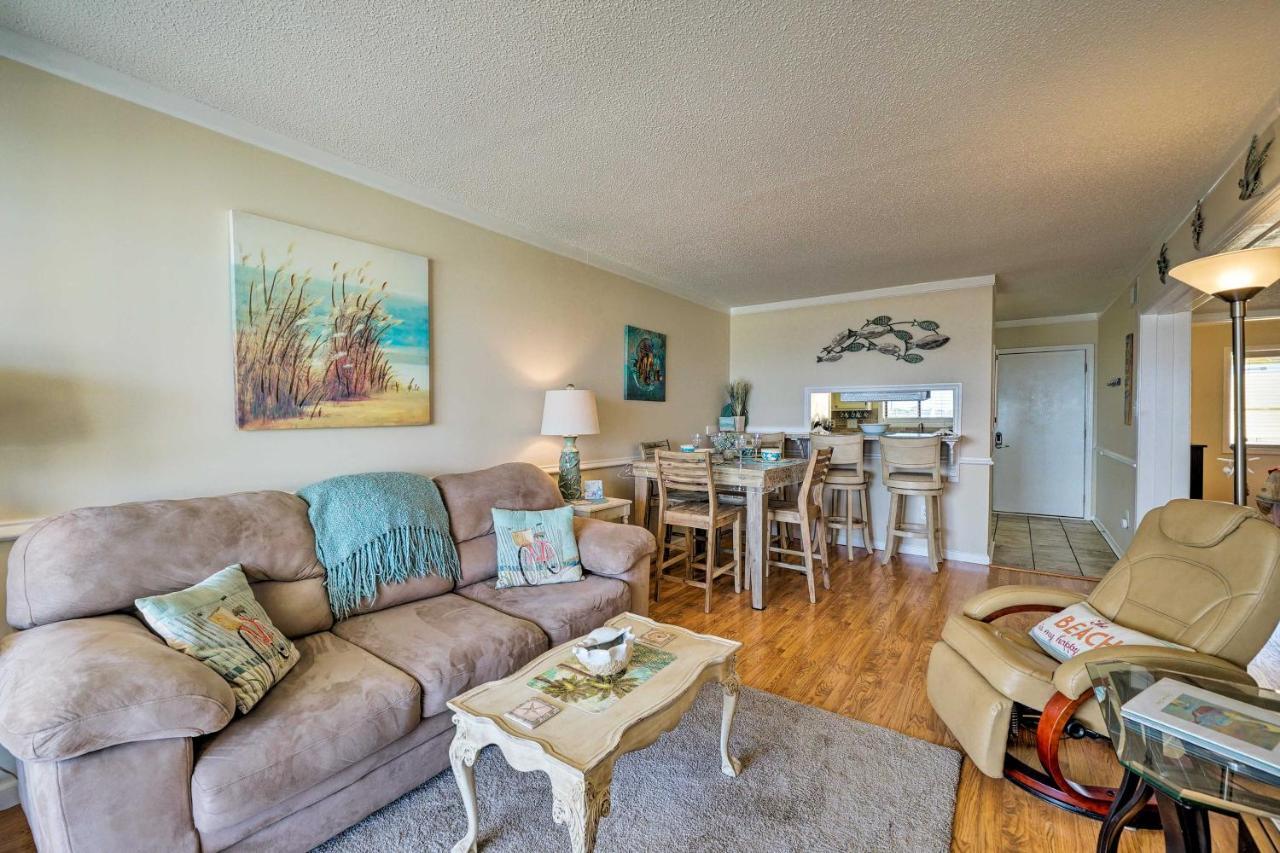 Apartamento Breezy Beach Retreat With 180-Degree Ocean Views! Carolina Beach Exterior foto