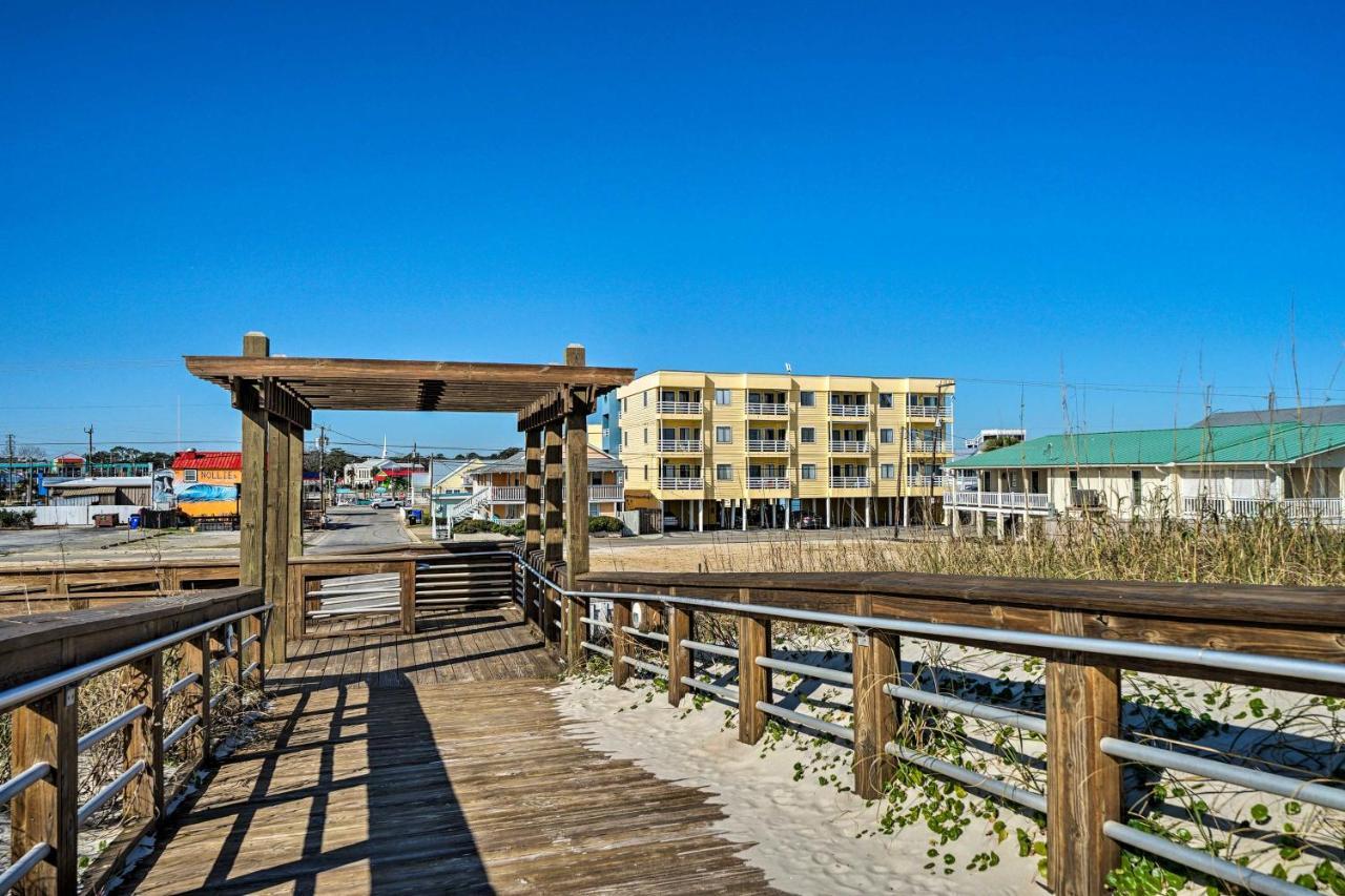 Apartamento Breezy Beach Retreat With 180-Degree Ocean Views! Carolina Beach Exterior foto
