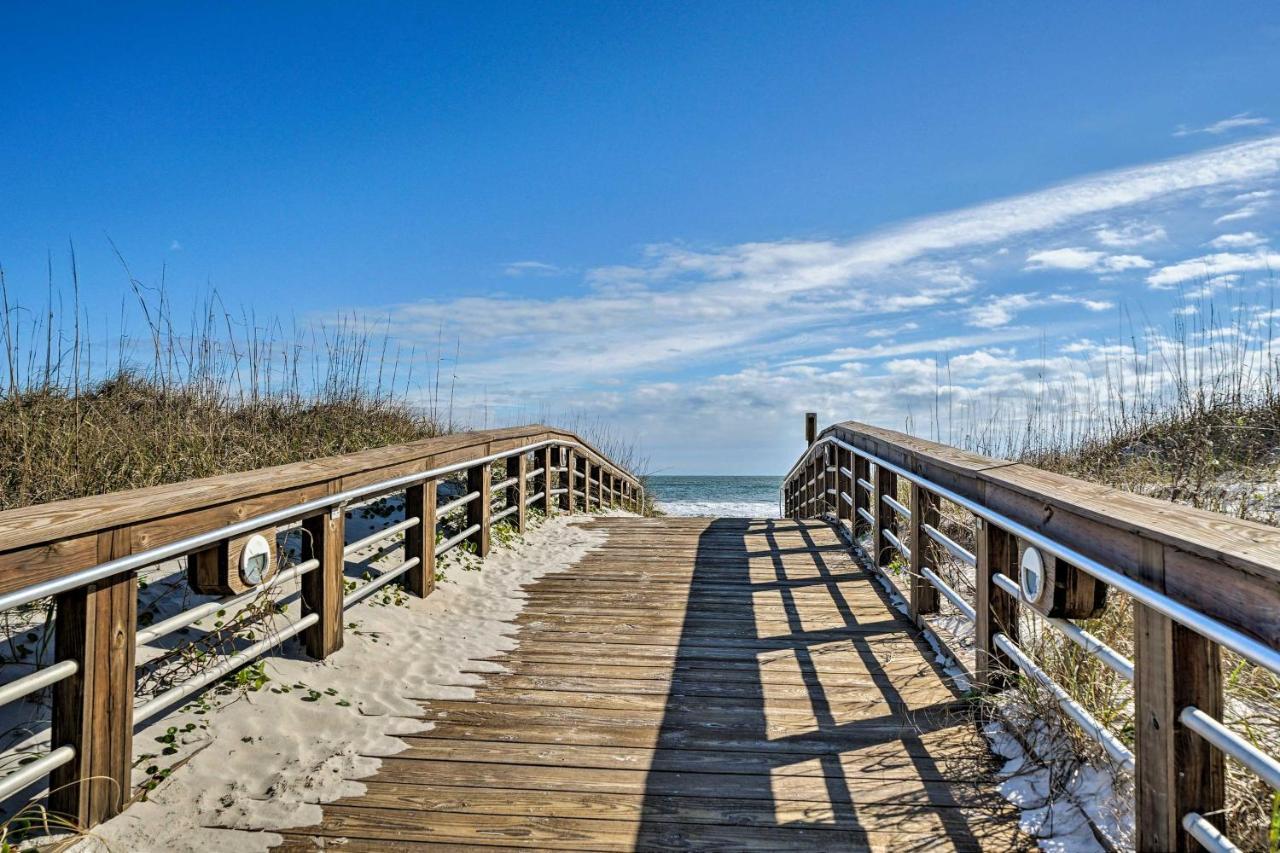 Apartamento Breezy Beach Retreat With 180-Degree Ocean Views! Carolina Beach Exterior foto
